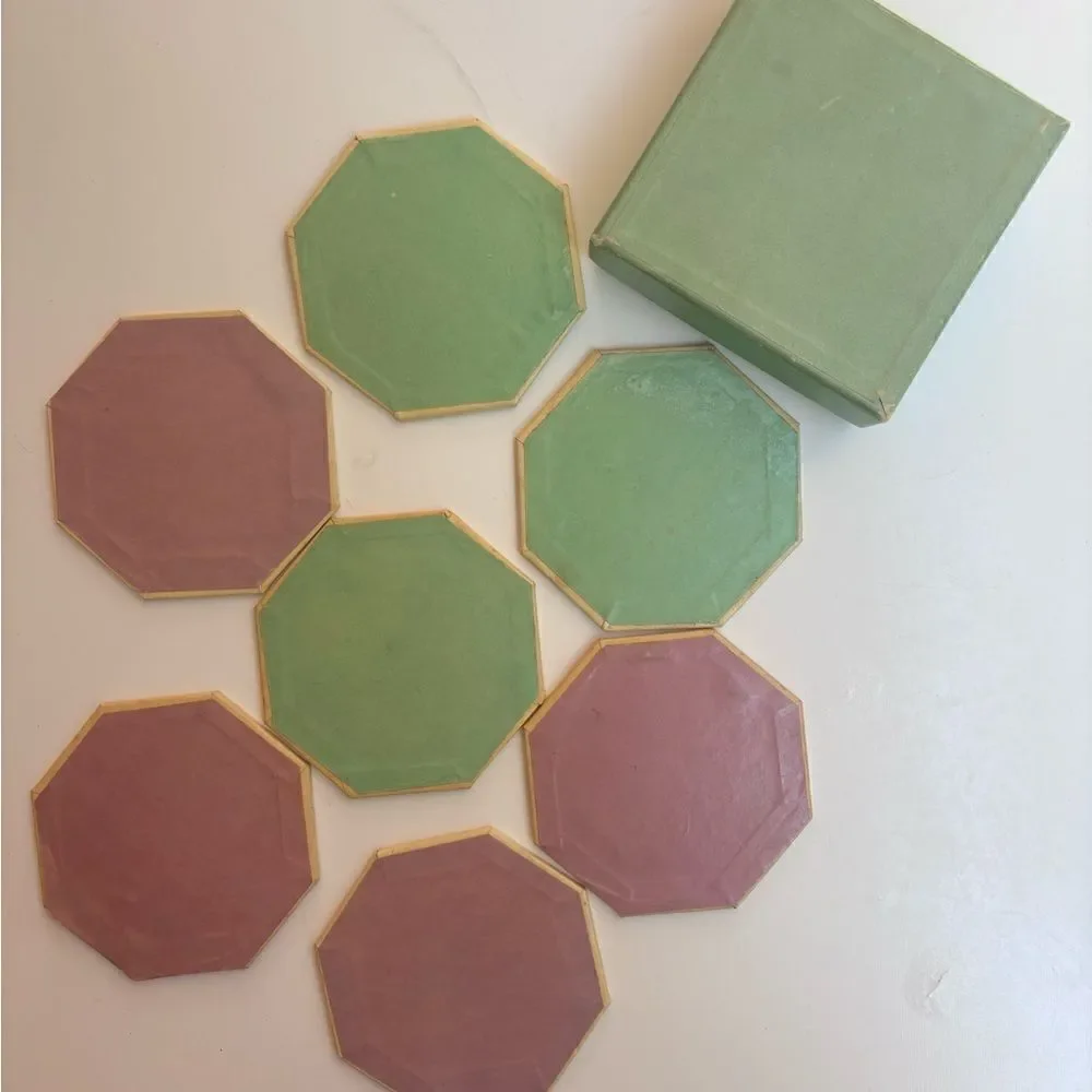 TW Antique Victorian paper every day coasters / Set of 7/ In Box